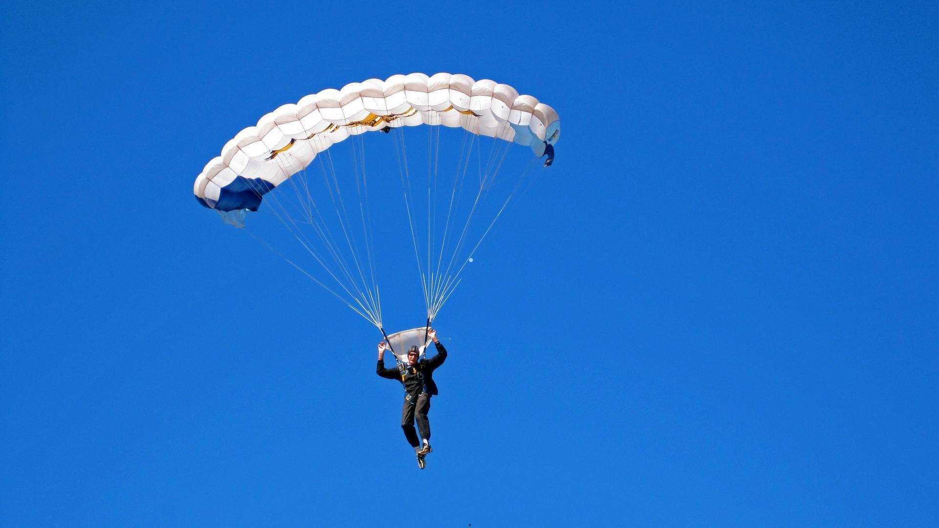 5200张球票售罄!奥克森豪森主场失声,中文加油浪潮中樊振东强势晋级